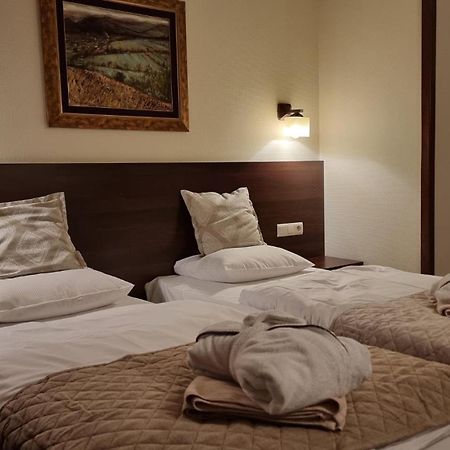 Sromowce Niżne Hotel Nad Przelomem מראה חיצוני תמונה