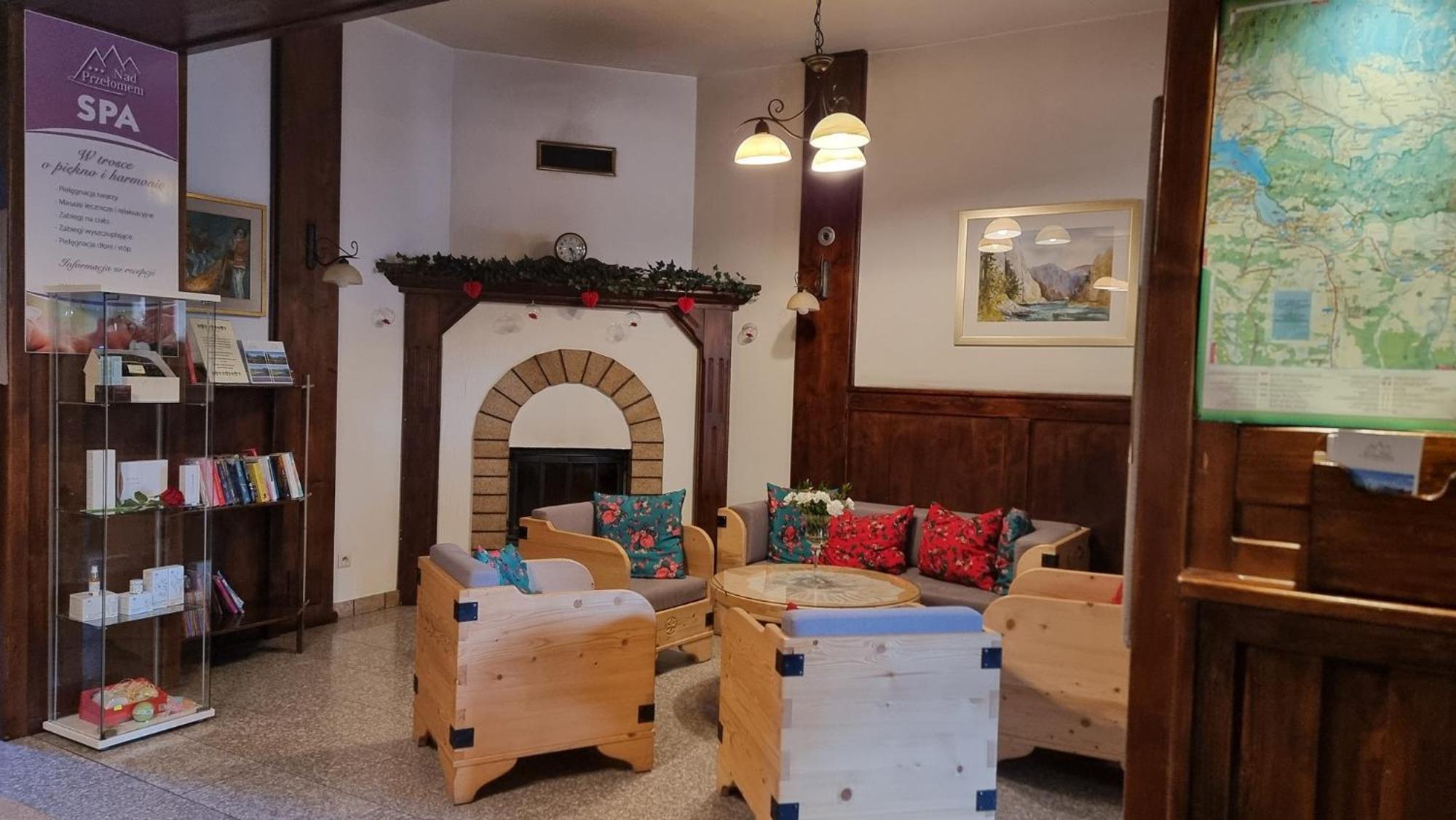 Sromowce Niżne Hotel Nad Przelomem מראה חיצוני תמונה