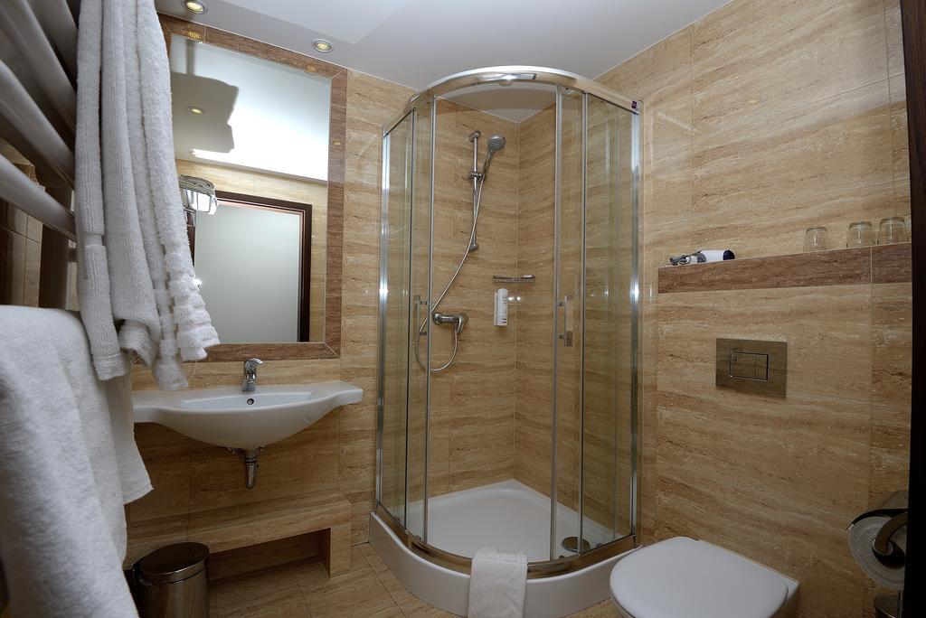 Sromowce Niżne Hotel Nad Przelomem מראה חיצוני תמונה
